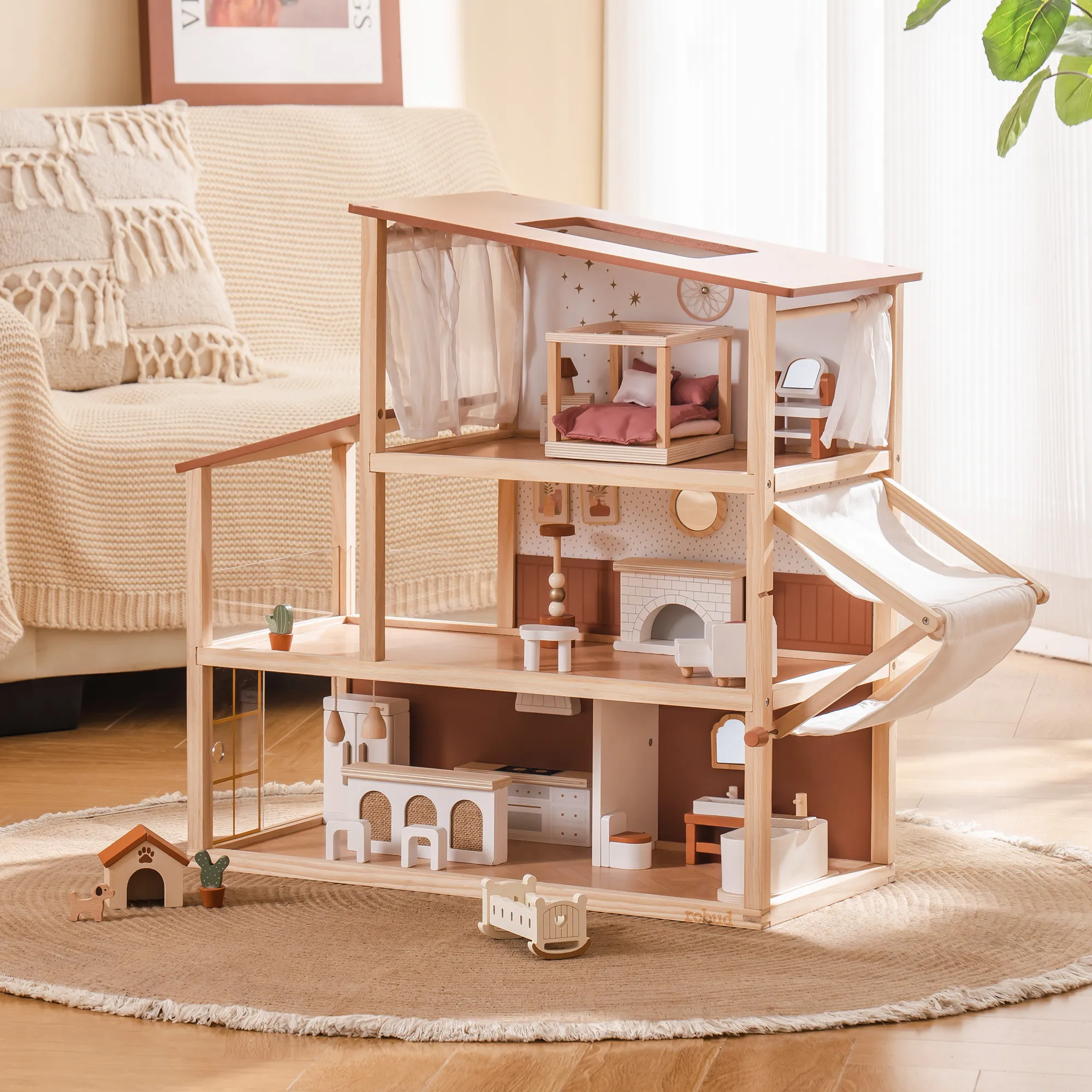 The Bohemian dolls' house, front view